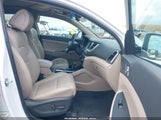 Hyundai Tucson Limited KM8J3CA26GU079153 fotografie