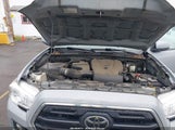 Toyota Tacoma Sr5 V6 5TFRZ5CN8KX085827 fotografie