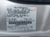 Lincoln Town Car Signature 1LNHM81W97Y637484 photo