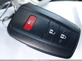 Toyota Prius Two JTDKBRFU2J3600973 снимка