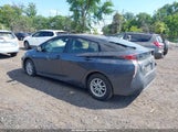 Toyota Prius Two JTDKBRFU2J3600973 снимка