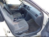 Toyota Camry Le JT2BG22K110559646 снимка