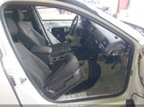 Volkswagen Passat 1.8T S 1VWAT7A32GC047713 снимка