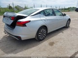 Nissan Altima Sv Fwd 1N4BL4DV3RN423108 photo