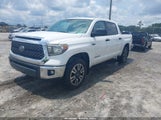 Toyota Tundra Sr5 5.7L V8 5TFDW5F14JX728717 fotografie