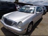 Mercedes-Benz E 320 Special Edition WDBJF65J52B396892 снимка