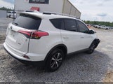Toyota Rav4 Xle JTMWFREV5HJ720692 fotografie