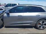Audi E-Tron Premium Plus Quattro WA1LAAGE2NB009838 снимка