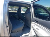 Toyota Tacoma Base V6 3TMLU4EN2BM057507 снимка