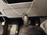 Toyota Highlander Le V6 5TDBKRFH4ES051803 photo