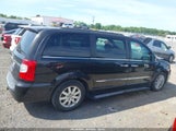 Chrysler Town & Country Touring-L 2C4RC1CG2FR618464 photo