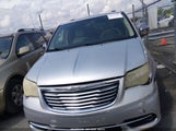 Chrysler Town & Country Touring-L 2A4RR8DG9BR676758 fotografie