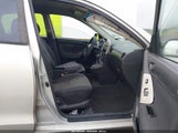 Toyota Matrix Standard 2T1KR32E84C248260 fotografie