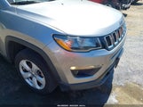 Jeep Compass Latitude 4X4 3C4NJDBB1KT597173 снимка