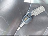 Lincoln Town Car Signature 1LNFM82W1WY656499 photo