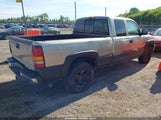 Chevrolet Silverado 1GCEK19V5YE363834 fotografie