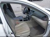 Toyota Camry Le 4T1BF3EK2BU647980 photo