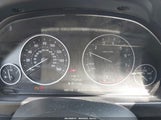 BMW 328I xDrive WBA3B5C57DF597126 fotografie