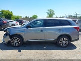 Mitsubishi Outlander Es JA4AZ2A31HZ022007 fotografie