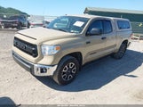 Toyota Tundra Sr5 5.7L V8 5TFUY5F17HX670994 снимка