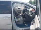 Toyota Sienna Xle 8 Passenger 5TDYZ3DC3KS989393 fotografie