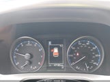 Toyota Rav4 Xle JTMRFREV8JJ238303 photo