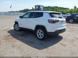 Jeep Compass Latitude 4X4 3C4NJDBN9RT160896 photo