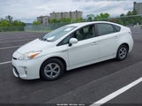 Toyota Prius Three JTDKN3DU3C5485363 fotografie