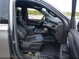 Chevrolet Tahoe 2Wd Lt 1GNSCNKD3MR250256 photo