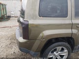 Jeep Patriot Latitude 1C4NJPFB3FD388914 снимка