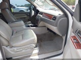 Chevrolet Tahoe Lt 1GNSCBE06DR252221 снимка