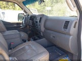 Nissan Nv Passenger Nv3500 Hd Sl V8 5BZAF0AA9EN160558 снимка