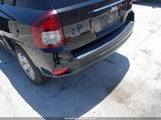 Jeep Compass Latitude 1C4NJCEA0GD773723 fotografie