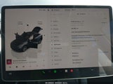 Tesla Model Y Awd/Long Range Dual Motor All-Wheel Drive 7SAYGAEE5PF967503 fotografie