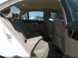 Mercedes-Benz C 250 Luxury/Sport WDDGF4HB8CR236265 снимка