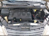 Chrysler Town & Country Limited 2A8HR64X18R631739 photo