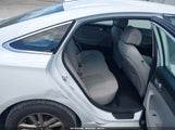 Hyundai Sonata Se 5NPE24AF3FH258700 fotografie