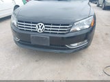 Volkswagen Passat 2.0L Tdi Sel Premium 1VWCN7A32EC070473 photo