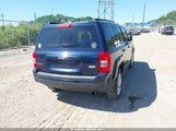 Jeep Patriot Latitude 1C4NJRFB1FD396196 снимка
