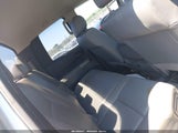 Toyota Tundra Grade 5.7L V8 5TFUW5F12AX122722 photo