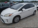 Toyota Prius Plug-In JTDKN3DP6D3040929 photo