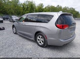 Chrysler Pacifica Hybrid Touring Plus 2C4RC1H70JR331304 fotografie