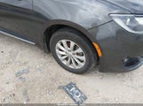 Chrysler Pacifica Touring-L 2C4RC1BGXHR524482 photo