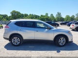 Nissan Rogue Sv KNMAT2MT1FP575431 photo