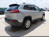 Jeep Cherokee Latitude 4X4 1C4PJMCB4JD528604 fotografie