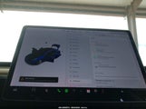 Tesla Model 3 Long Range/Mid Range 5YJ3E1EA5JF038364 снимка