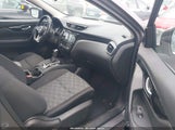 Nissan Rogue Sport Sv JN1BJ1CR5HW136769 fotografie