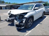 Toyota Highlander Xle V6 5TDJKRFH8GS266986 fotografie