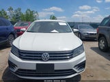 Volkswagen Passat 1.8T R-Line 1VWDT7A37HC009523 photo