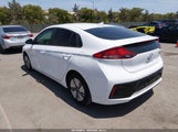 Hyundai Ioniq Hybrid Blue KMHC65LC6JU102228 photo